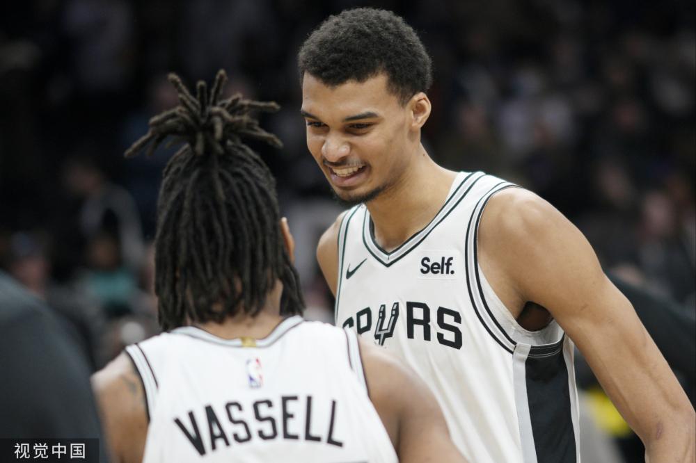 传侧翼射手 传侧翼射手