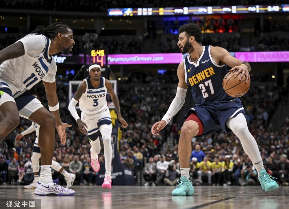 引人瞩目的 引人瞩目的