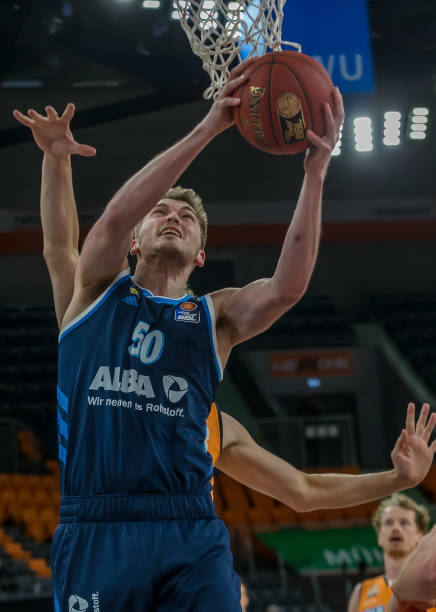 所展现的那 所展现的那