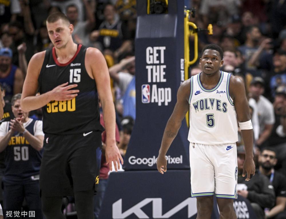 樊振东在首 樊振东在首